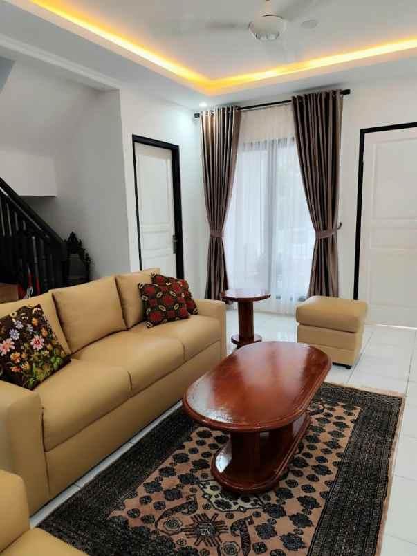 dijual rumah sektor 9 bintaro tangerang