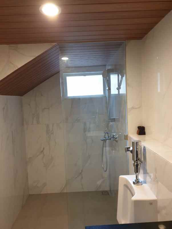 dijual rumah selat golf citraland