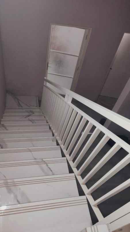 dijual rumah semampir tengah via surabaya