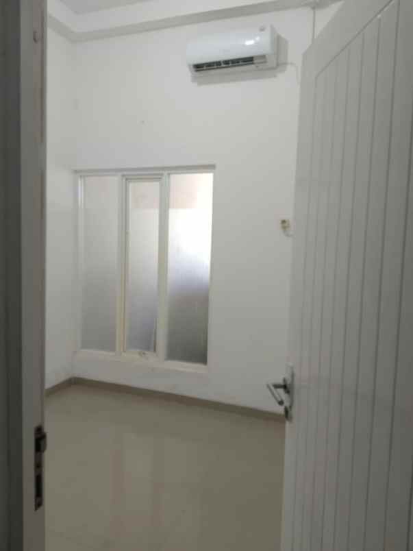 dijual rumah semanggi wonorejo
