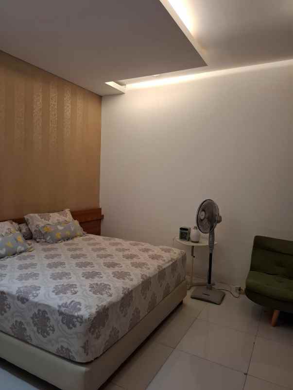 dijual rumah siap huni di kemang pratama bekasi