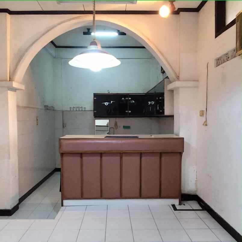 dijual rumah simpang darmo permai