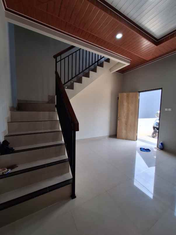 dijual rumah sip 471