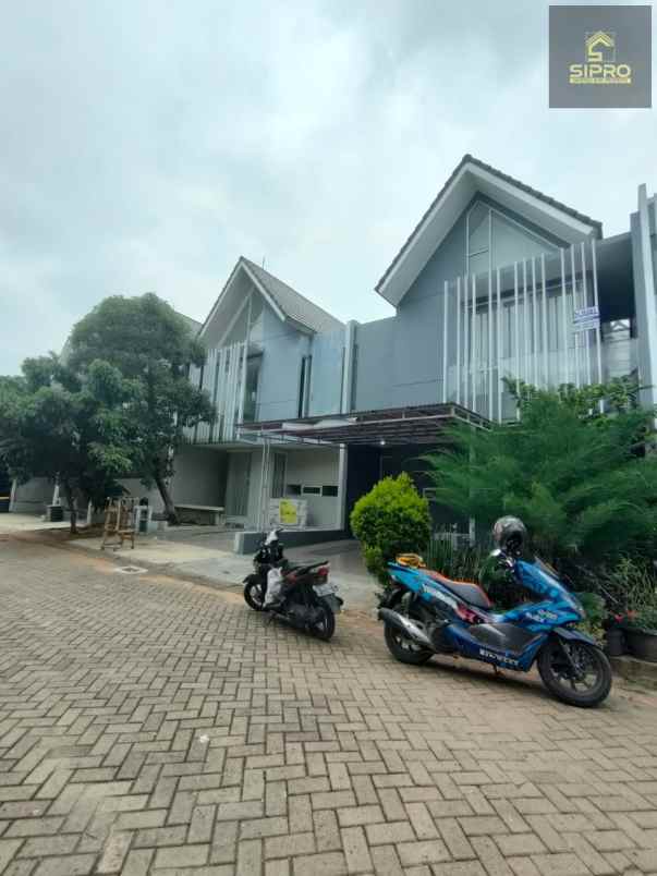 dijual rumah sip658