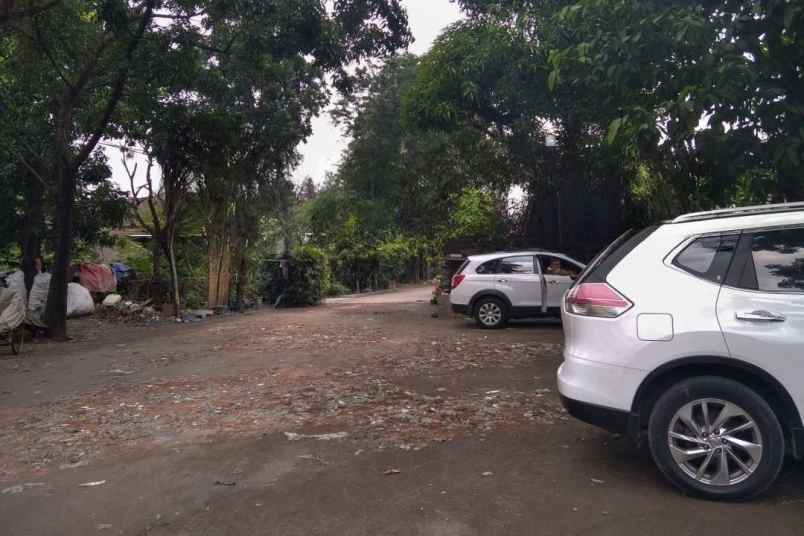 dijual rumah siwalankerto