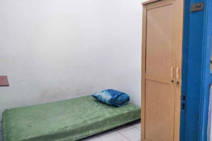 dijual rumah siwalankerto