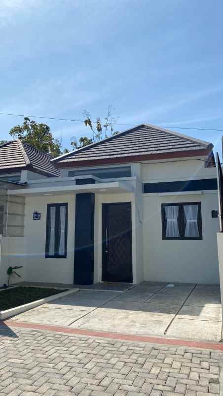 dijual rumah siyono logandeng kec