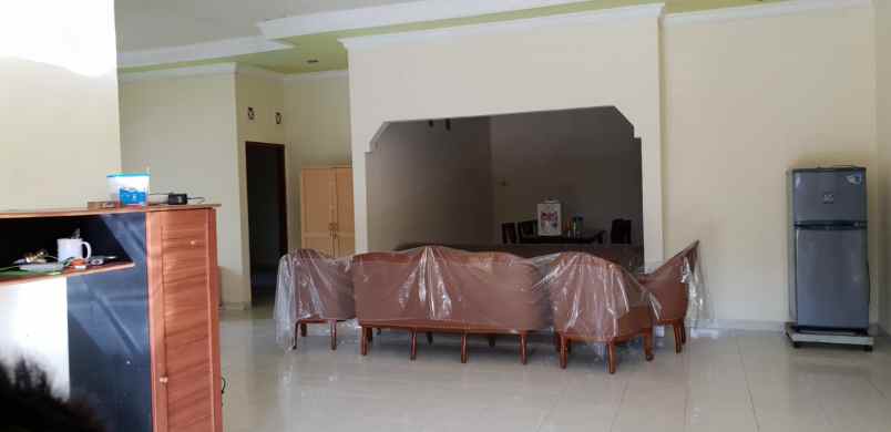 dijual rumah srondol bumi indah ngesrep