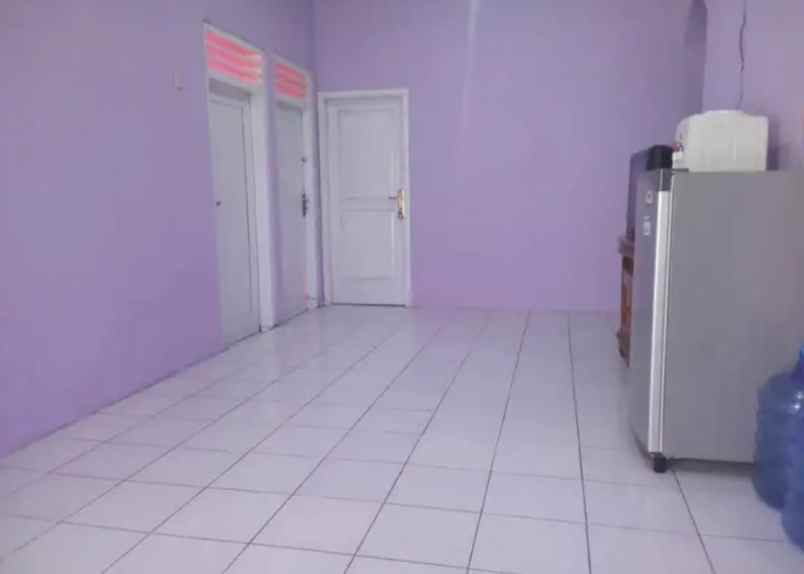 dijual rumah strategis