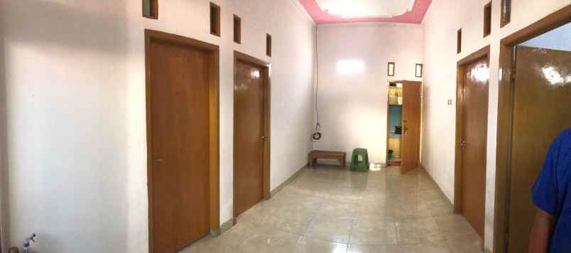 dijual rumah strategis