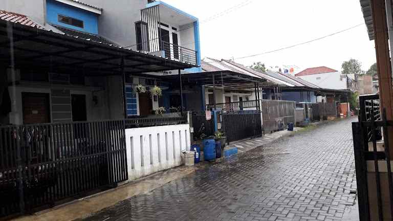 dijual rumah strategis hajigofur