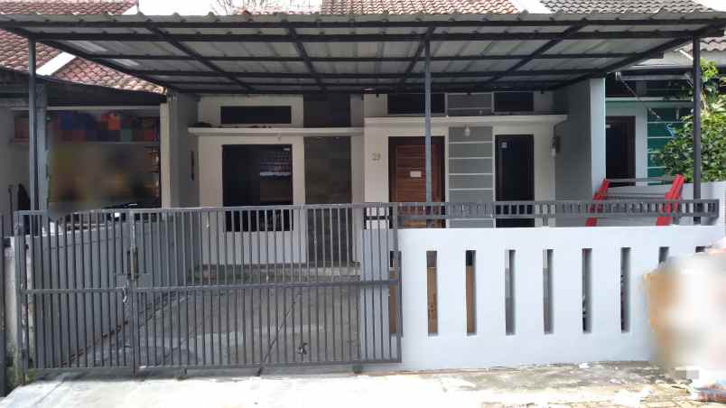 dijual rumah strategis hajigofur