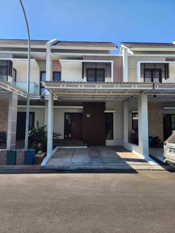 dijual rumah summarecon bekasi barat