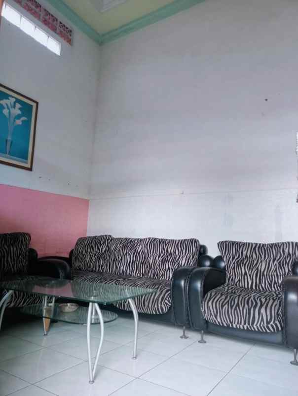 dijual rumah surabaya pusat kota