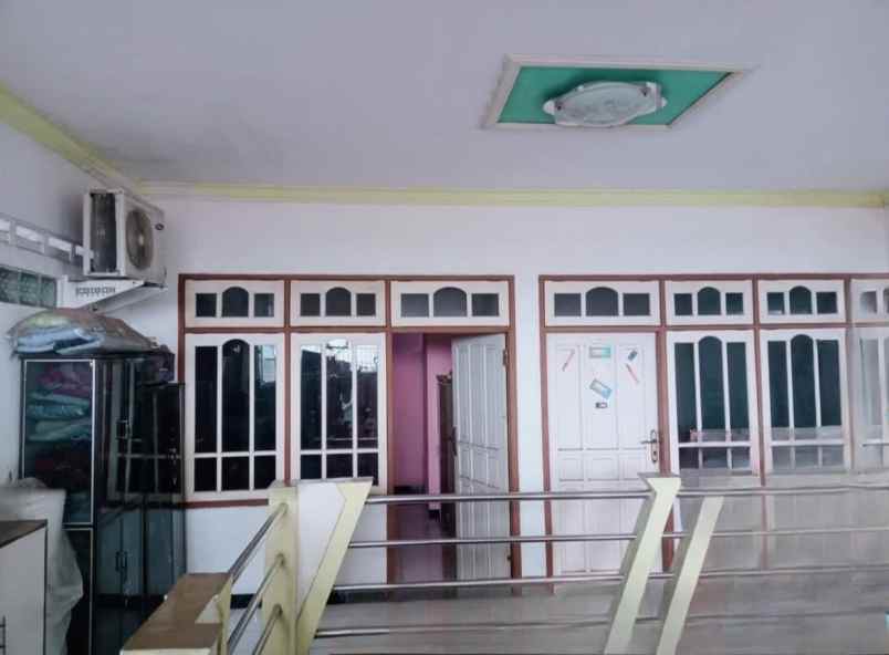dijual rumah surabaya pusat kota