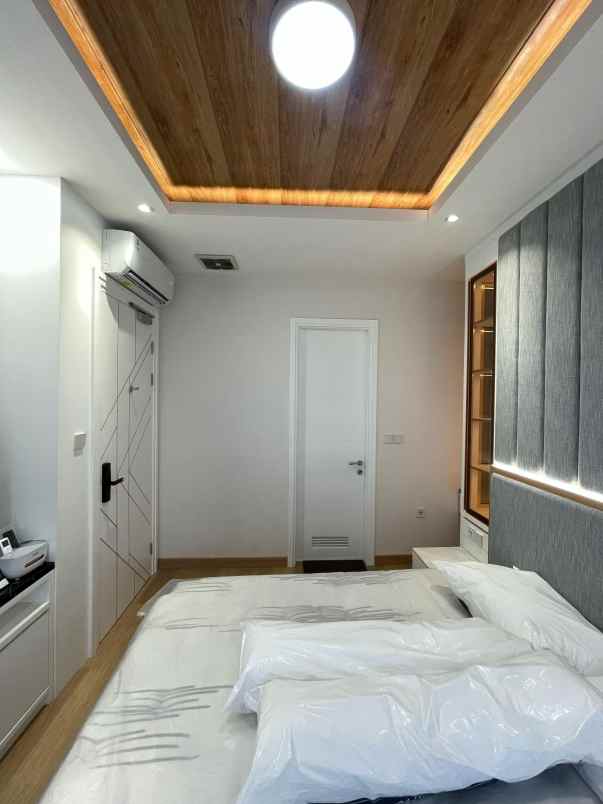 dijual rumah tahap 1 pik2 full furnished