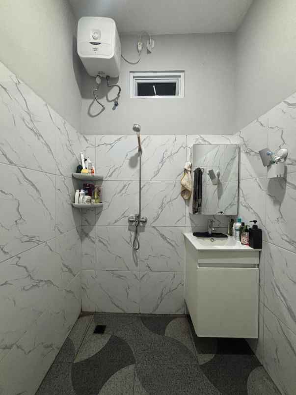 dijual rumah talaga bestari tangerang