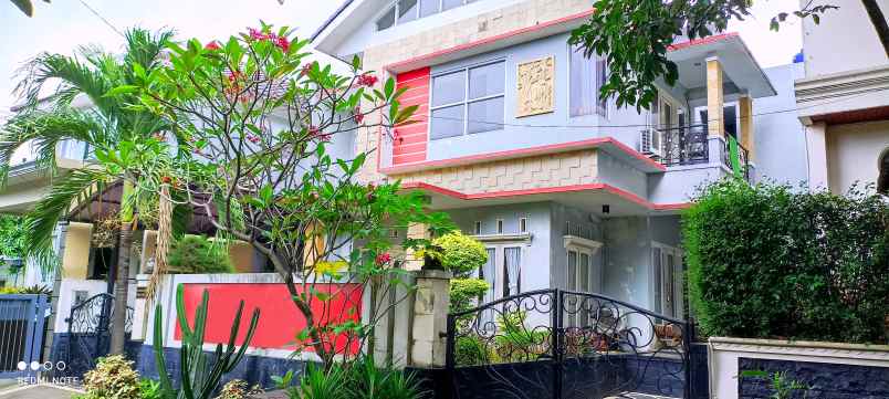 dijual rumah taman bunga wiladatika cibubur