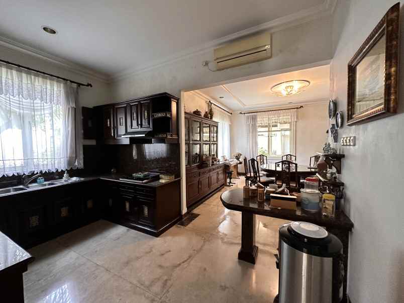 dijual rumah taman golf karawaci