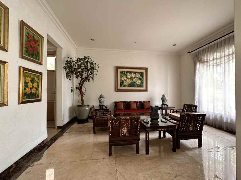 dijual rumah taman golf karawaci