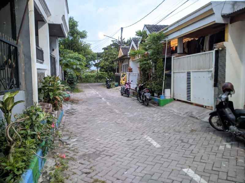 dijual rumah taman gunung anyar