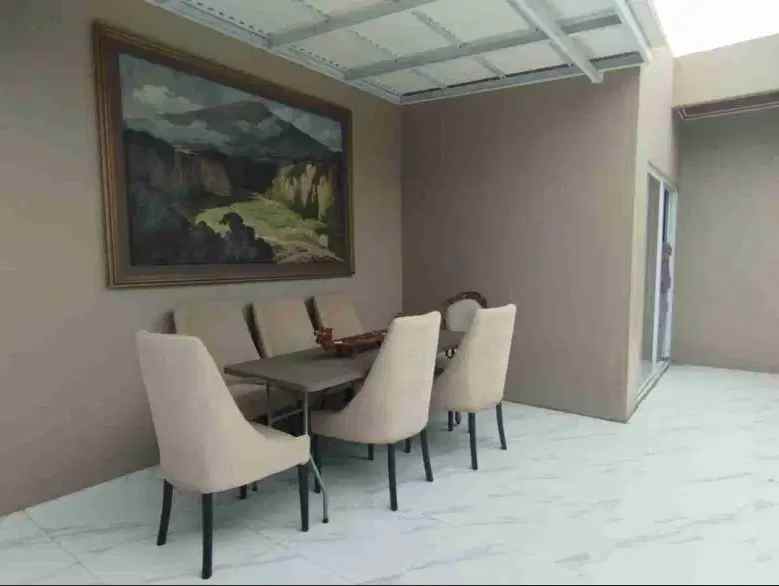 dijual rumah taman kenari nusantara cibubur