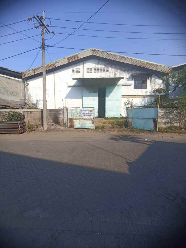 dijual rumah tambak osowilangun