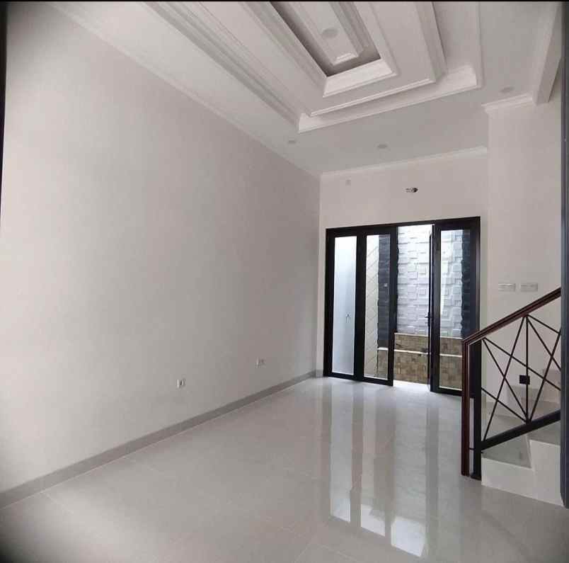 dijual rumah tanah baru beji depok