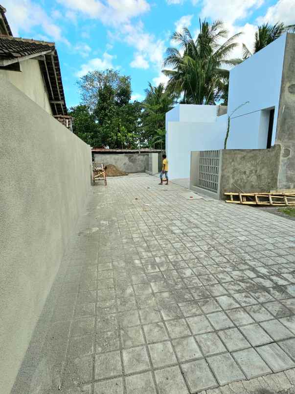 dijual rumah taraman sinduharjo ngaglik