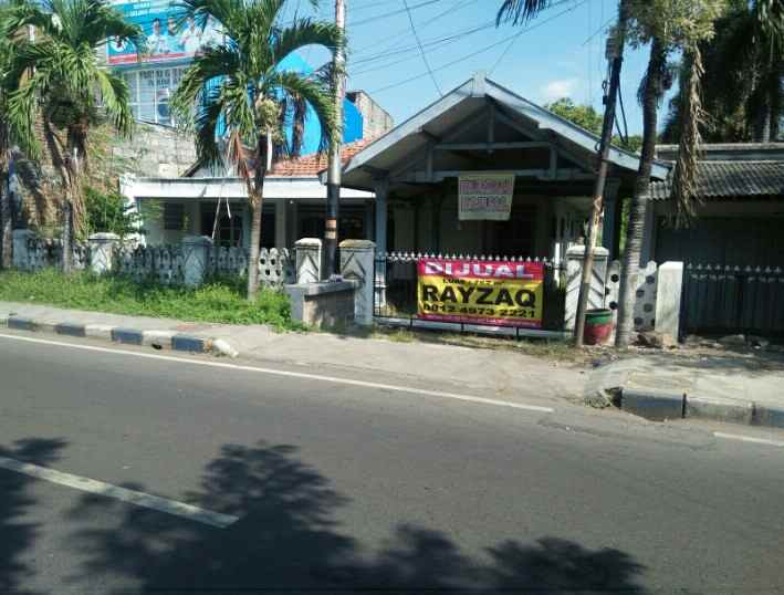 dijual rumah tepi jalan daerah bugul