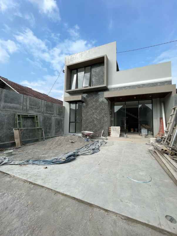 dijual rumah tundan purwomartani