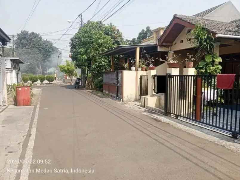 dijual rumah tytyan