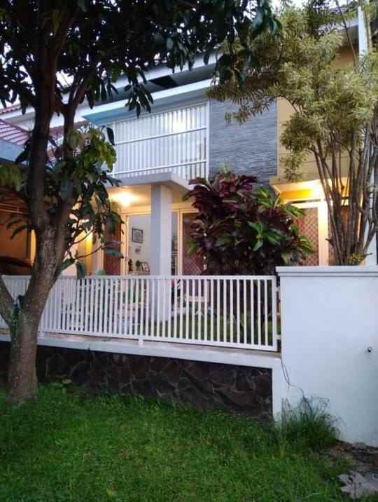 dijual rumah villa puncak tidar