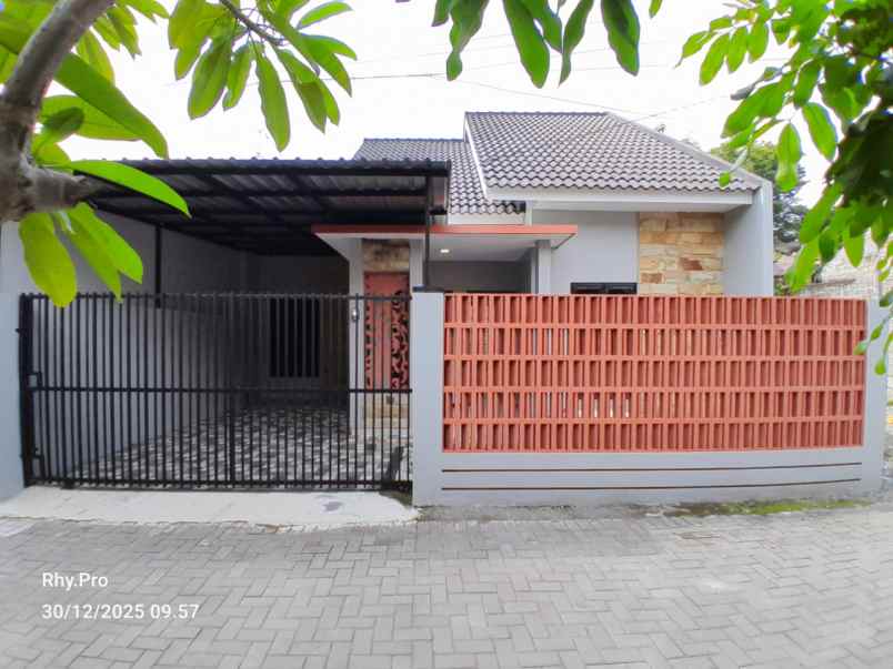 dijual rumah wedomartani ngemplak