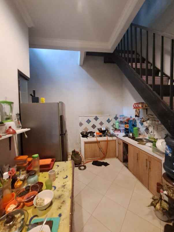 dijual rumah wibawa mukti