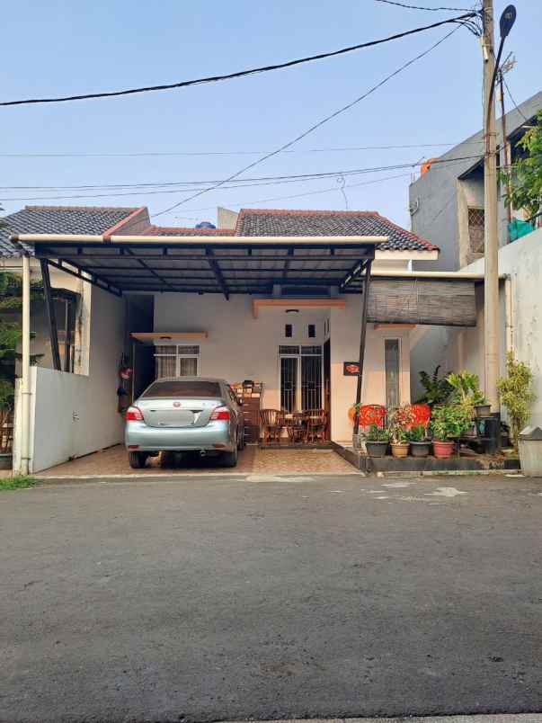 dijual rumah wibawa mukti