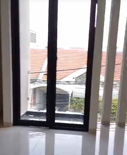 dijual rumah wisma mukti