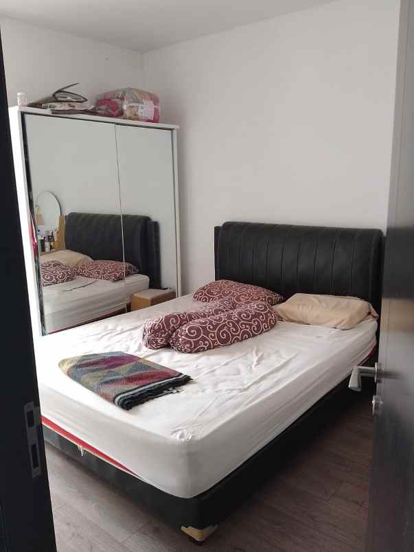 dijual rumah wisteria metland menteng