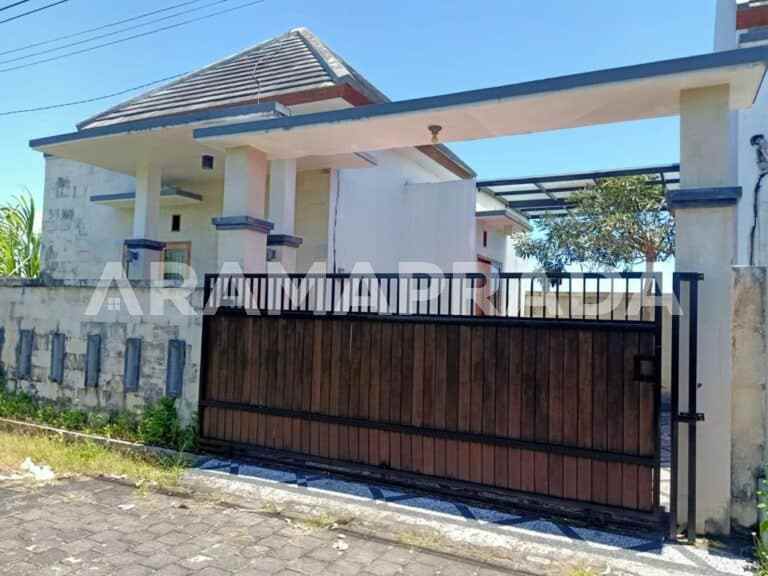 dijual rumah yeh gangga