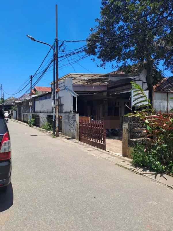 dijual tanah bonus rumah di ciputat