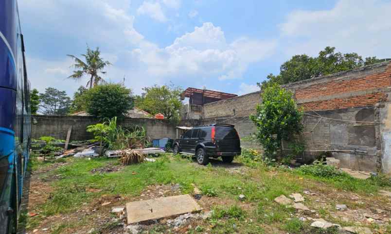 dijual tanah jalan kemang sari