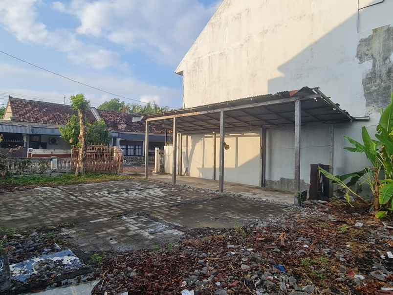 dijual tanah jalan kuta badung bali