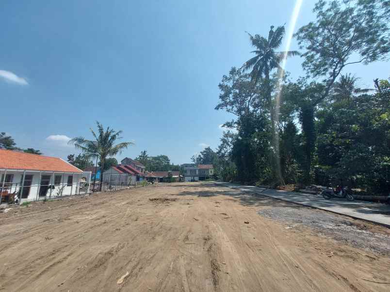 dijual tanah jl kaliurang km 9