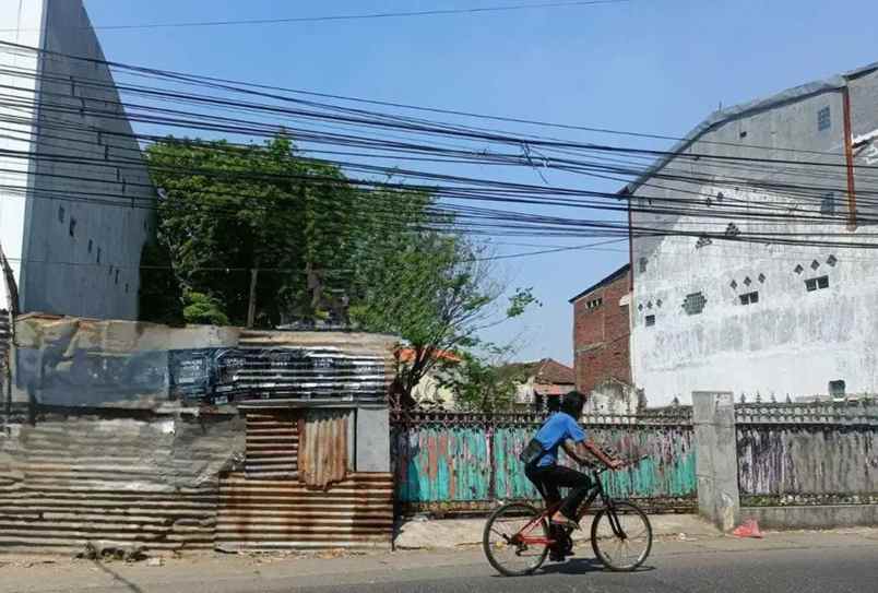 dijual tanah jl raya brigjen katamso