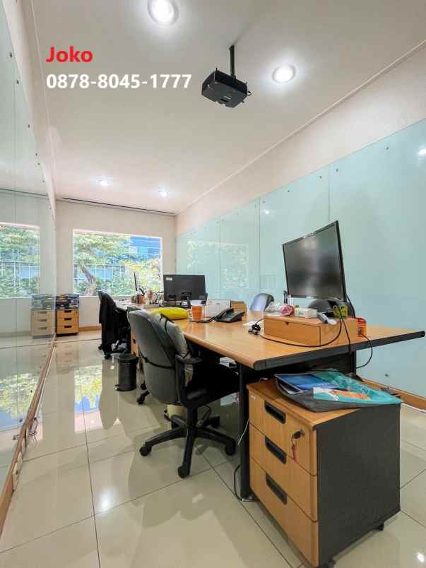 dijual tanah mega kuningan