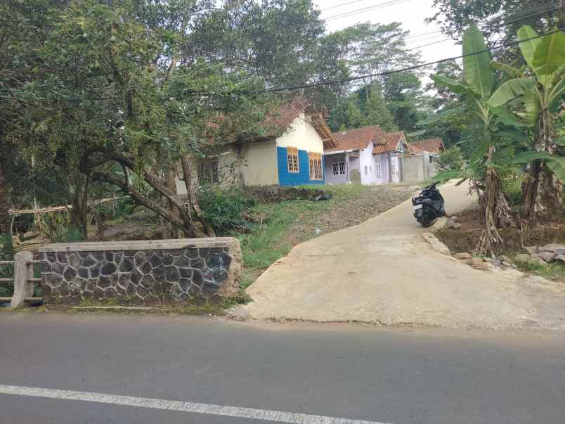 dijual tanah strategis pinggir jalan