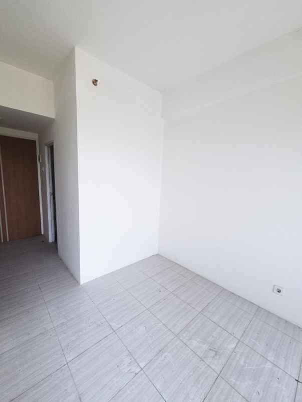 dijual unit studio murah apartemen puncak cbd