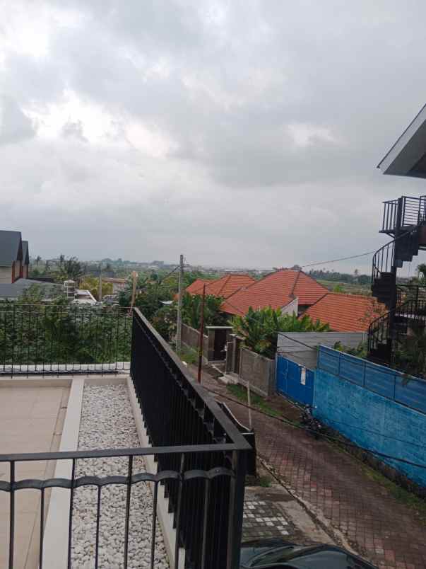 dijual villa desa munggu kec mengwi kab