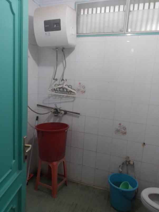 dijual villa palasari