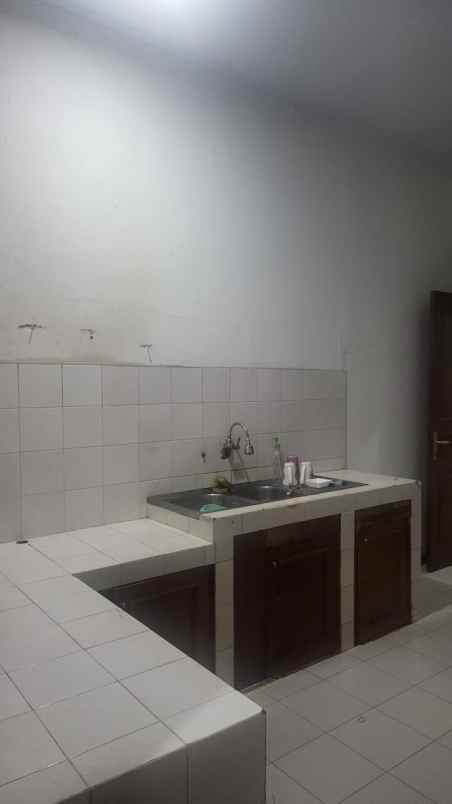 disewa rumah besar siaphuni di duren sawit